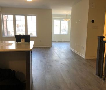 For Lease - 888 Cactus Point, Milton, Ontario - Photo 2