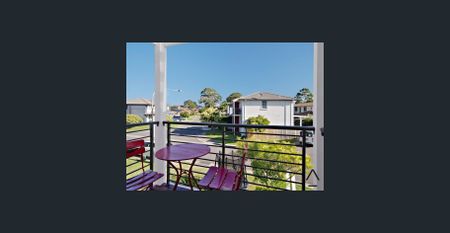 Stylish Duplex Offering Comfort and Convenience - Photo 5