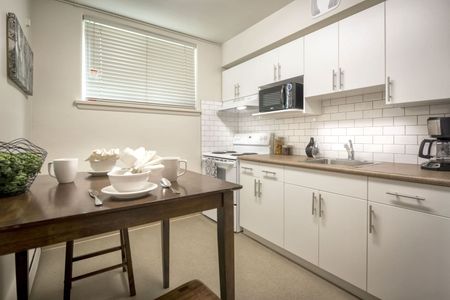 Fay Ellen Apartments - Photo 5