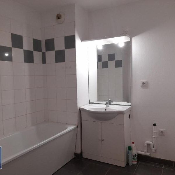 Location Appartement 2 pièces 43m² SALLAUMINES 62430 - Photo 2