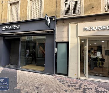 Location Appartement 1 pièce 49m² BOURG EN BRESSE 01000 - Photo 1