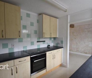 3 bedroom terraced house to rent - Photo 5