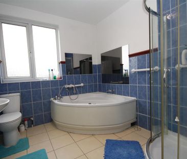 House share to rent - Photo 6