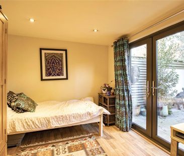 3 bedroom terraced house to rent - Photo 5