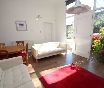 2 bedroom house to rent - Photo 1