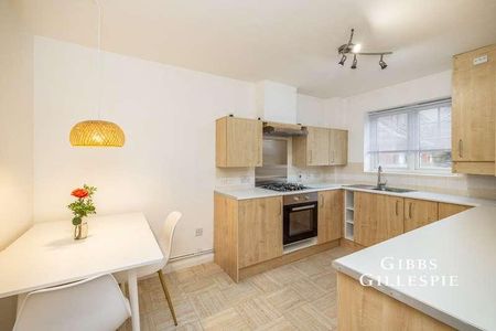 Firethorn Close, Edgware, HA8 - Photo 5