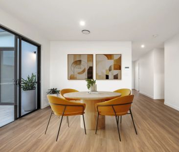 LUXURY WATERFRONT LIVING ON COOLUM PARADE Contact Julie Sykes 0438 ... - Photo 1