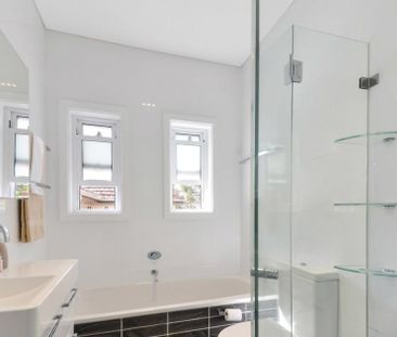 17 Gailes Street, Sutherland NSW 2232 - House For Rent | Domain - Photo 5