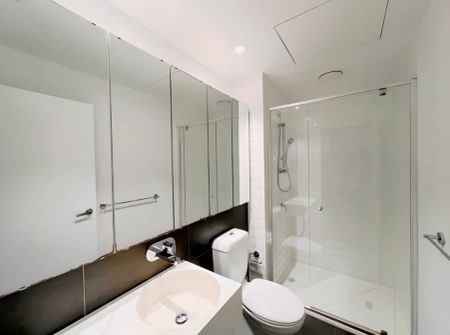 2105/33 Rose Ln, Melbourne - Photo 5