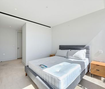 2 bedroom apartment to rent in the highly sought-after One Bishopsgate Plaza, EC3A. - Photo 5