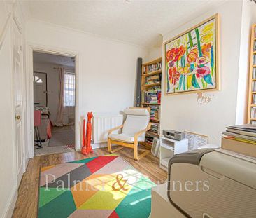 2 bedroom terraced house to rent - Photo 4