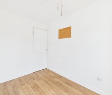29 Norgreave Way, S20 - Photo 5