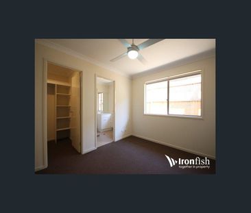 Modern Comfort & Ultimate Convenience in Golf Links Estate - Photo 2