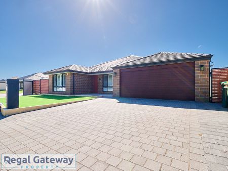 70 Camden Boulevard, AUBIN GROVE WA 6164 - Photo 5