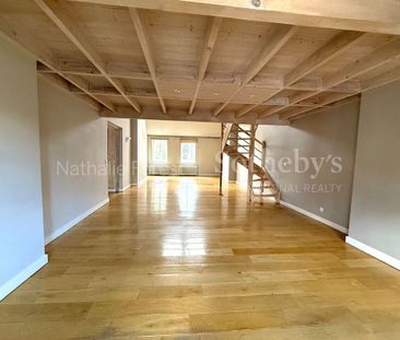 Location Appartement 6 pièces 240m² LILLE 59000 - Photo 3