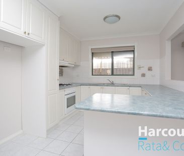 A Beautiful Blend of Comfort and Convenience - Photo 1