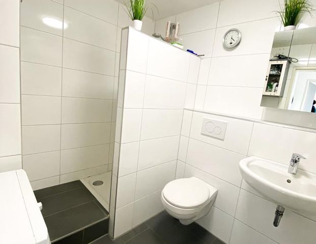 Gepflegte 3-Raum-Wohng + Einbauküche in idealer Lage in Mannheim - Foto 1