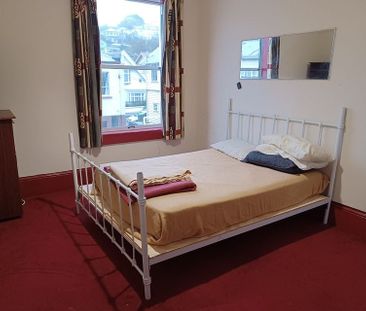 ROOMS AVAILABLE IN CENTRAL CITY BOARDING HOUSE - Photo 4