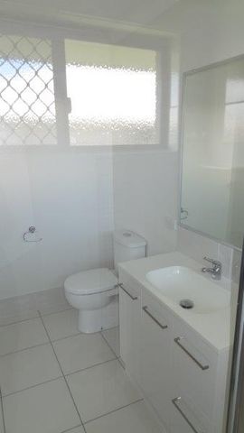 14 Esperance Avenue, 4740, Blacks Beach - Photo 4