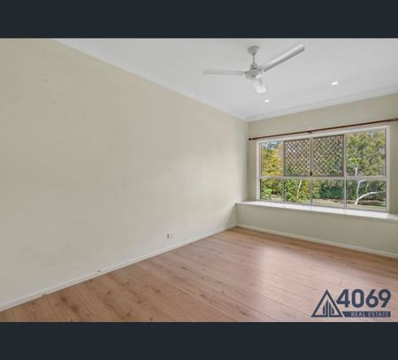 53 Parasol Street, Bellbowrie, Qld 4070 - Photo 5
