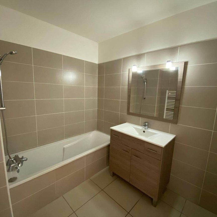 Location appartement 2 pièces 53.66 m² à Valence (26000) - Photo 1