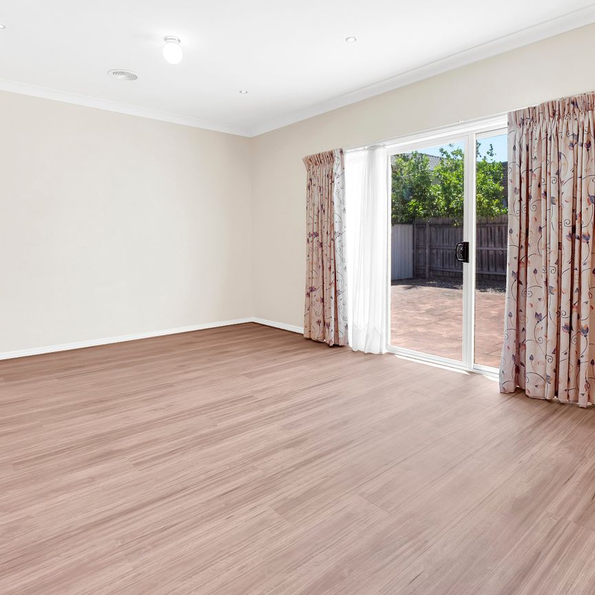 5 Alder Court, Gowanbrae VIC 3043 - House For Rent | Domain - Photo 1