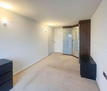 Longfield Centre, Prestwich, Manchester, M25 - Photo 4