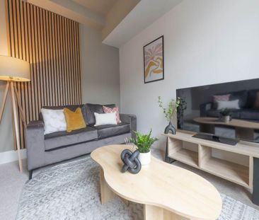 1 bedroom in a house share to rent - Photo 3