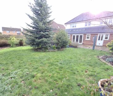 Ostlers Close, Hemel Hempstead - Photo 2