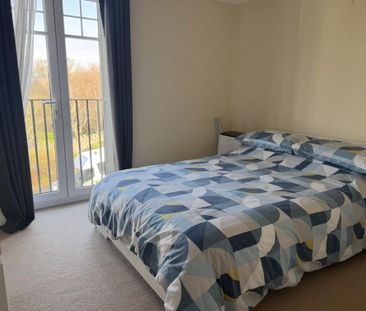 2 bedroom end of terrace house to rent - Photo 3