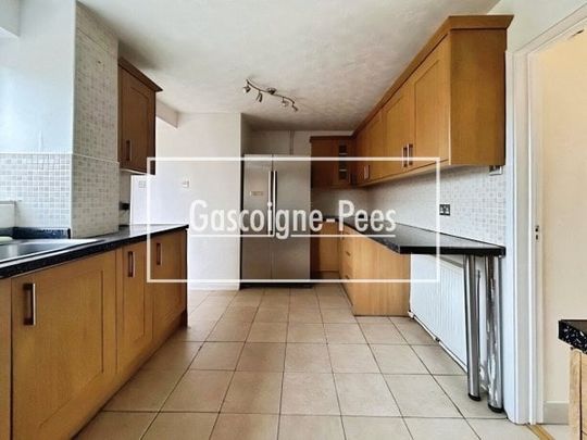 Pinkerton Road, Basingstoke, RG22 - Photo 1