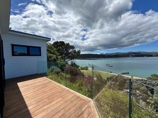 3 bed 2 bath in Hataitai with great views - Photo 1
