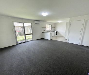 Renovated Unit - Short Stroll into Town - Photo 5