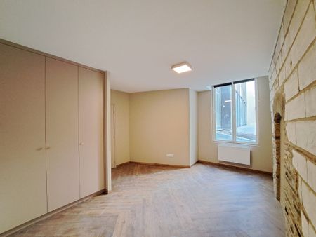 Location Appartement 2 pièces 68m² TROYES 10000 - Photo 4