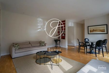 Tout savoir sur cet appartement dans le quartier Odéon, à Paris 6ème - Photo 2