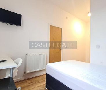 7 bedroom flat share to rent - Photo 5