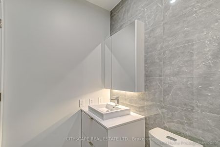 For Lease - 7 Smith Crescent Unit# Ph 810, Toronto, Ontario - Photo 3
