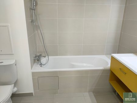 Location Appartement 2 pièces 39m² VILLE D AVRAY 92410 - Photo 3