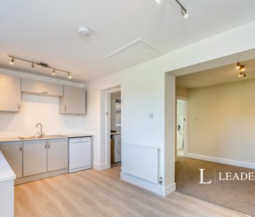 2 bedroom semi-detached to rent Parklands Road, Chichester PO19 - Photo 5