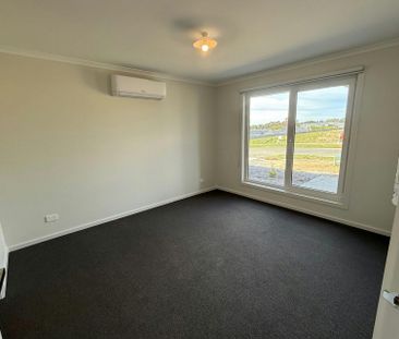 Brand New Three Bedroom Home - Photo 4