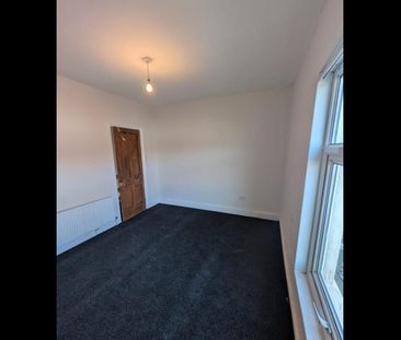 2 Bed Terraced House, Brairdale Road, CH42 - Photo 2