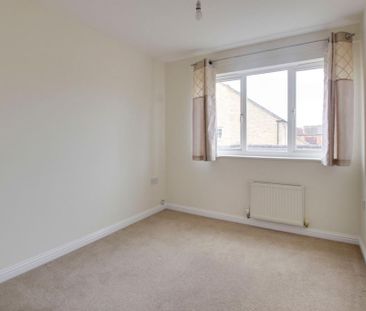 3 bedroom end of terrace house to rent - Photo 4