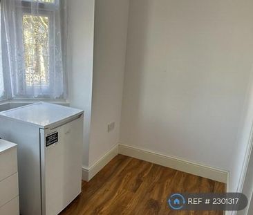 1 bedroom maisonette to rent - Photo 5
