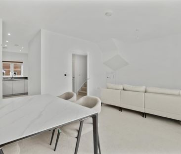 Orchid Drive, High Wycombe - Photo 1