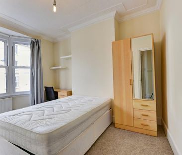 6 bedroom house to rent - Photo 5