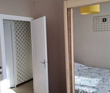 CHAMBERY - Secteur Pompiers - T2 meublé dernier étage - Photo 4