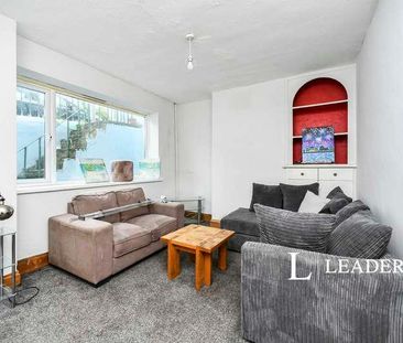 Newmarket Road, Brighton, East Sussex, BN2 - Photo 2
