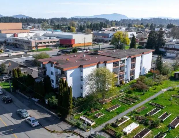 Mainstreet Duncan Apartments | 5801 Alderlea Street, Duncan - Photo 1