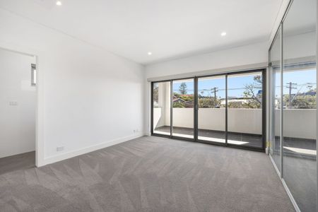 Refined Coastal Living Moments from the Beach - Photo 3