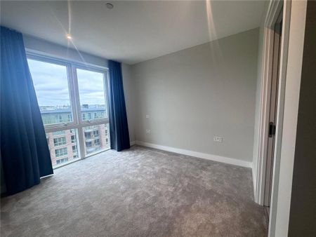 3 bedroom apartment to rent - Photo 4